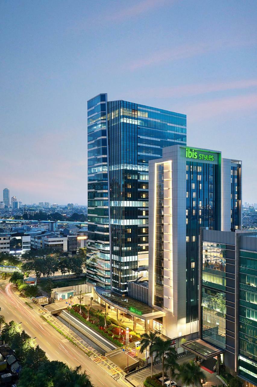 Ibis Styles Jakarta Tanah Abang Екстериор снимка